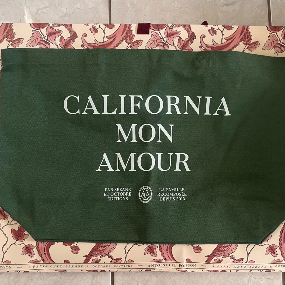 Sezane Green Tote Bag, California. brand NEW